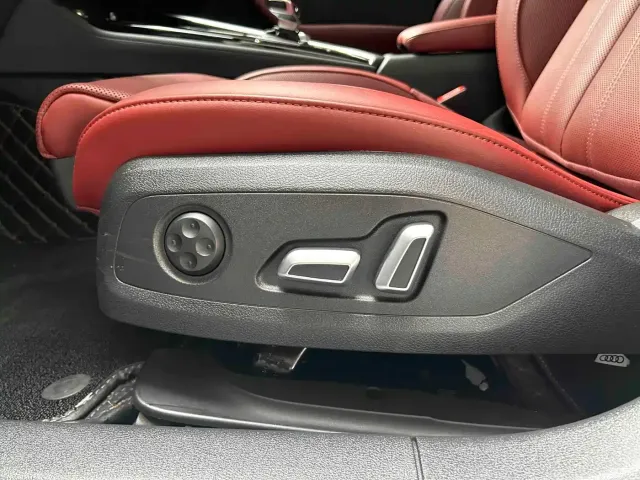 Audi A4L — Фото автомобиля 13