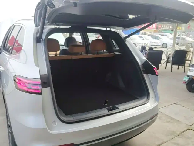 Geely Galaxy Starship 7 EM-i — Фото автомобиля 18