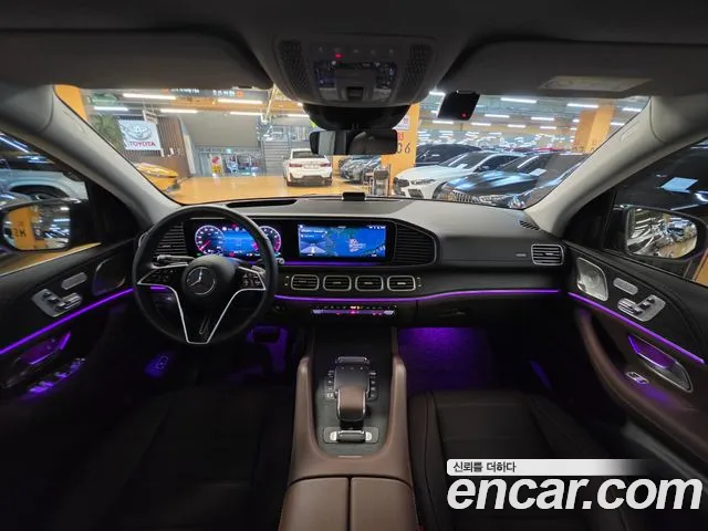 Mercedes-Benz GLE-Class — Фото автомобиля 12