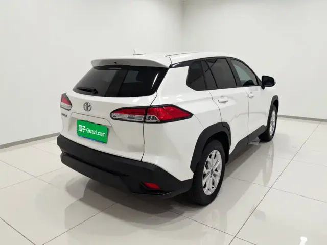 Toyota Frontlander — Фото автомобиля 6