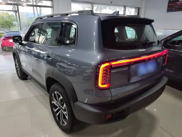 Haval Big Dog — Фото автомобиля 4