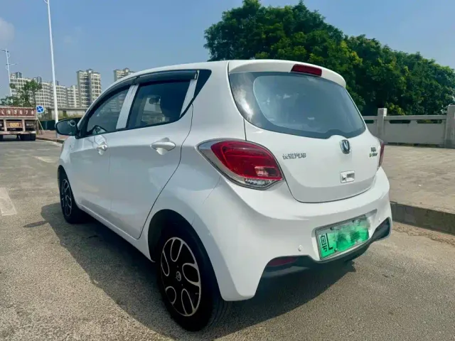 Changan Benben E-Star — Фото автомобиля 8
