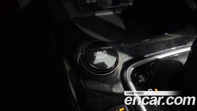 Kia Seltos — Фото автомобиля 29