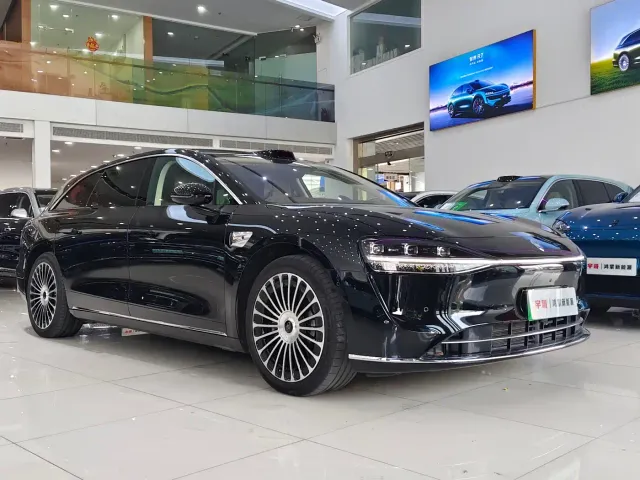 Stelato S9T — Фото автомобиля 3