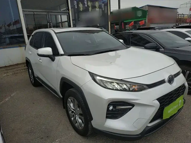 Toyota Wildlander — Фото автомобиля 21