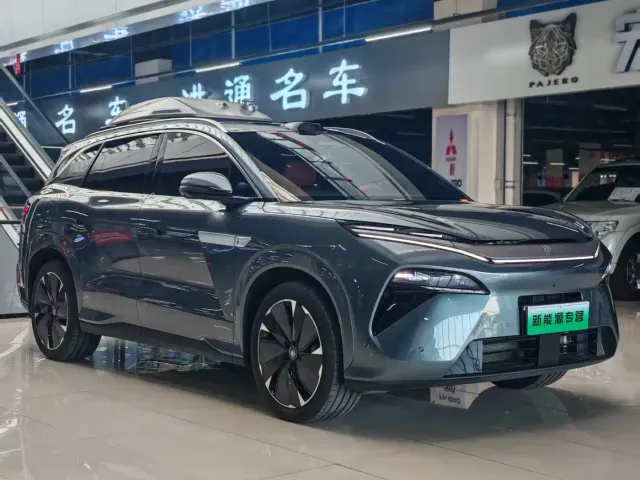 BYD Tang L — Фото автомобиля 2