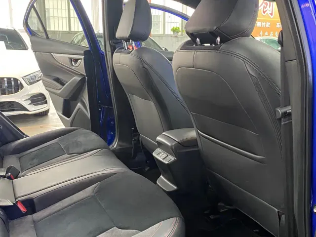 Subaru WRX — Фото автомобиля 12