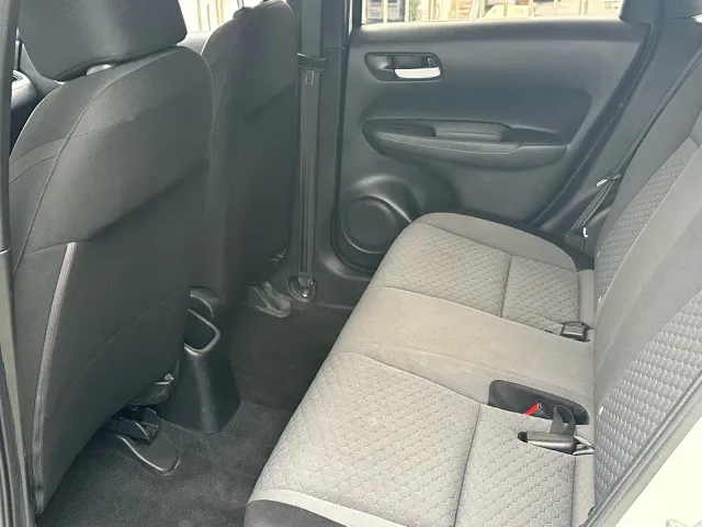Honda Fit — Фото автомобиля 8