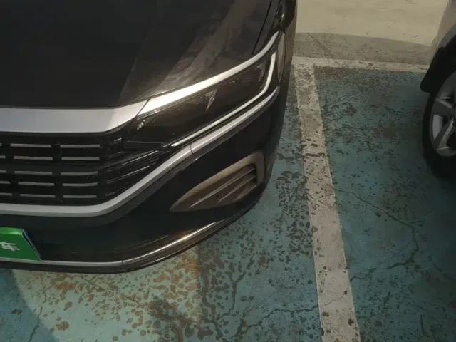 Volkswagen Passat — Фото автомобиля 23