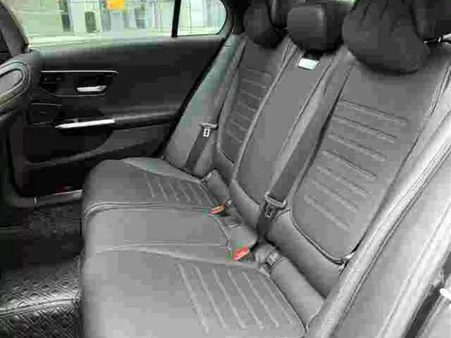 Mercedes-Benz C-Class — Фото автомобиля 6