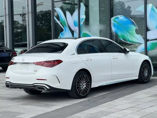 Mercedes-Benz C-Class — Фото автомобиля 18