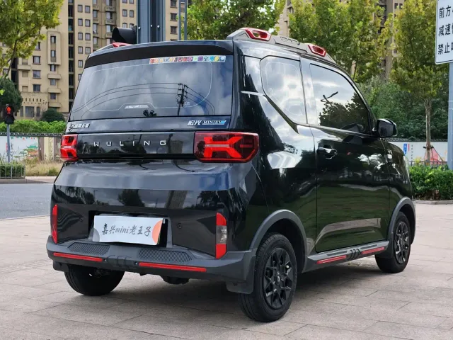 Wuling Hongguang Mini EV — Фото автомобиля 6
