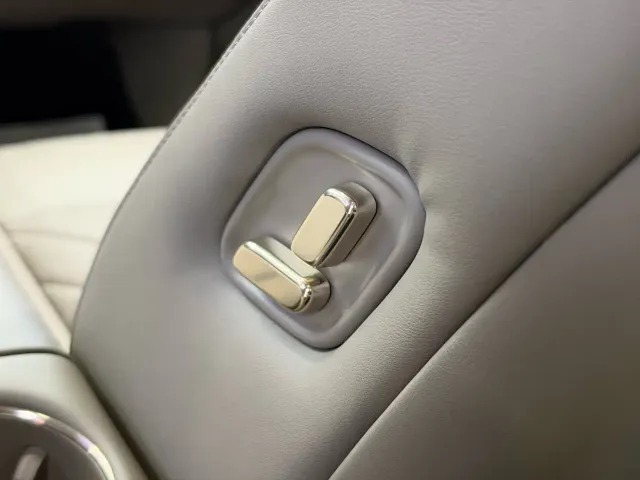 IM Motors LS9 — Фото автомобиля 13