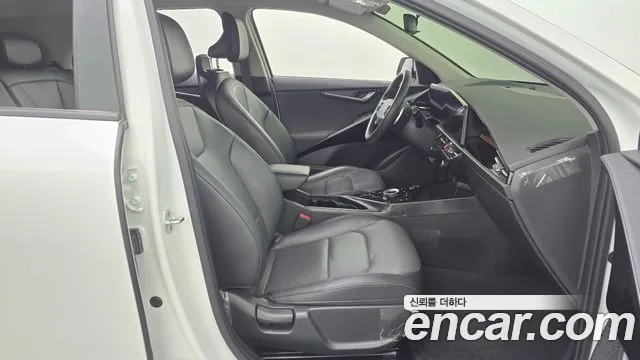 Kia Niro New — Фото автомобиля 16