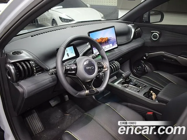 BYD Atto 3 — Фото автомобиля 4