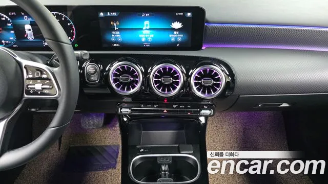 Mercedes-Benz A-Class W177 — Фото автомобиля 17