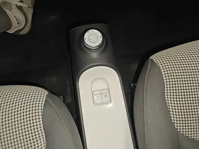 Wuling Hongguang Mini EV — Фото автомобиля 13