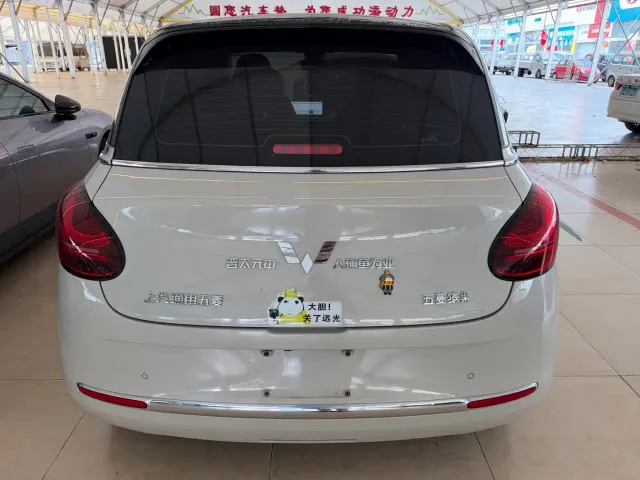 Wuling Bingo — Фото автомобиля 9