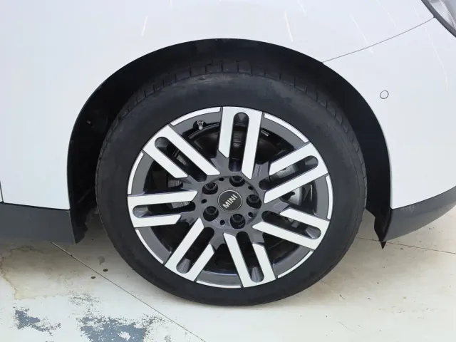 MINI Cooper — Фото автомобиля 13