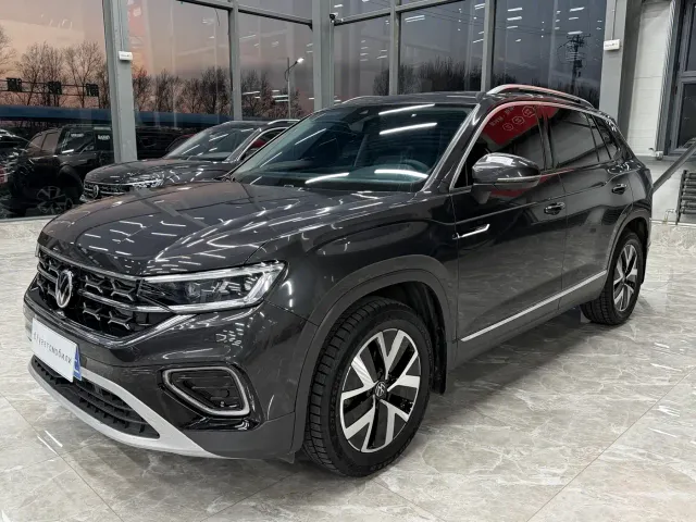 Фотография автомобиля — Volkswagen Tayron
