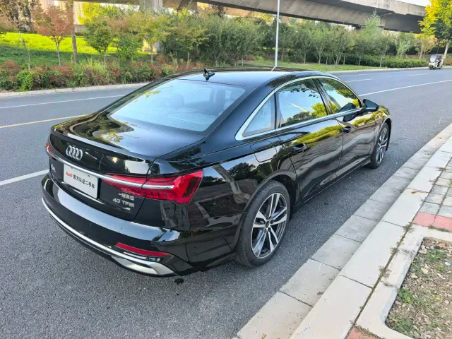 Audi A6L — Фото автомобиля 4