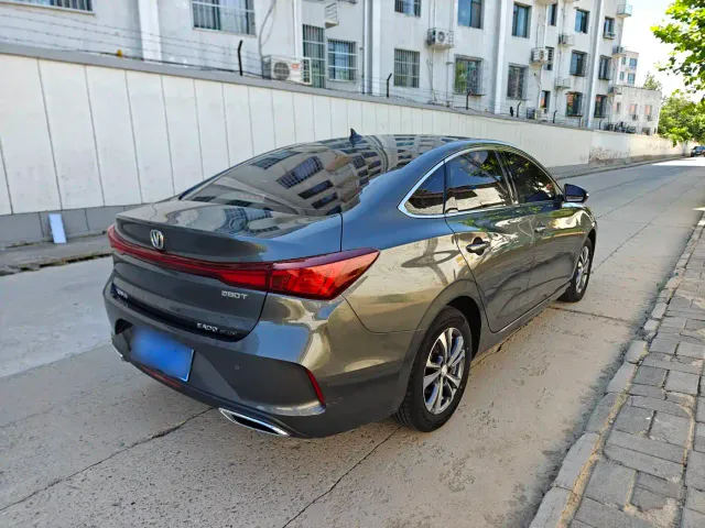 Changan Eado — Фото автомобиля 7