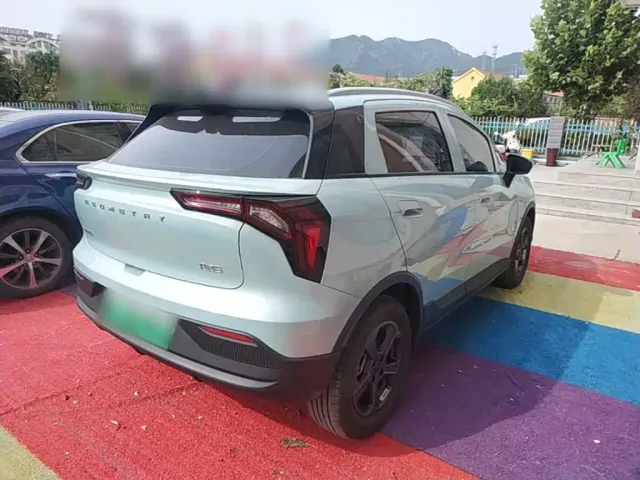 Geely Geometry E Firefly — Фото автомобиля 6