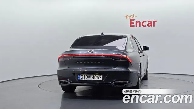Hyundai Grandeur Новый Grandeur IG — Фото автомобиля 4
