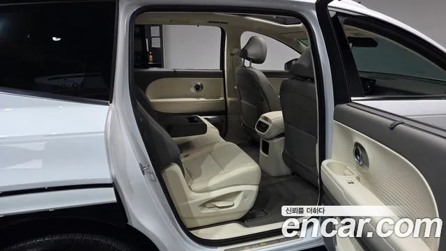 Hyundai Ioniq 9 — Фото автомобиля 18