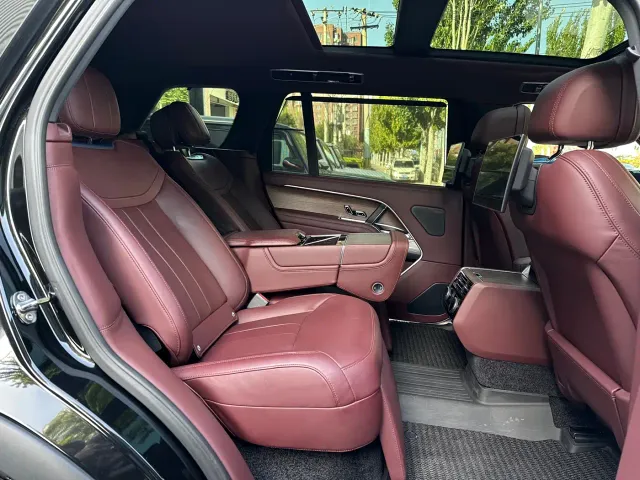 Land Rover Range Rover — Фото автомобиля 11