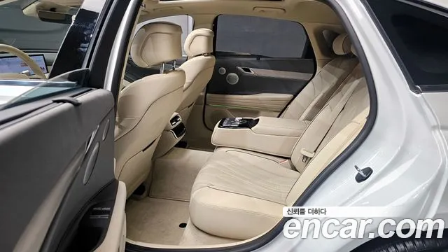 Genesis G80 Бензин 2.5 турбо AWD — Фото автомобиля 13