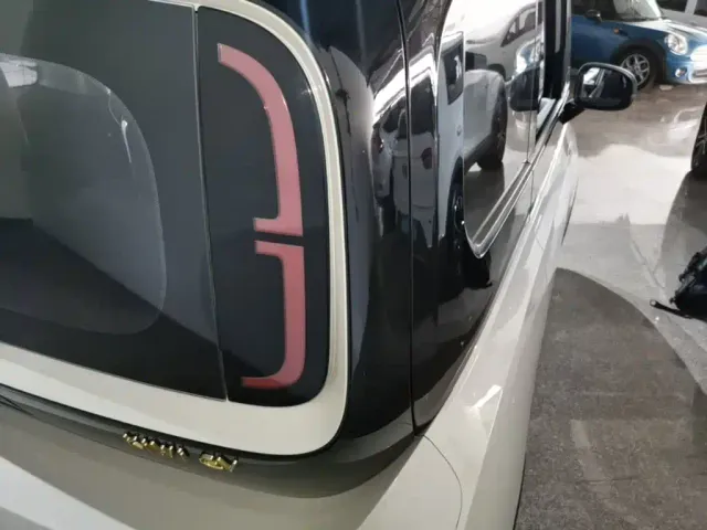 Baojun KiWi EV — Фото автомобиля 7