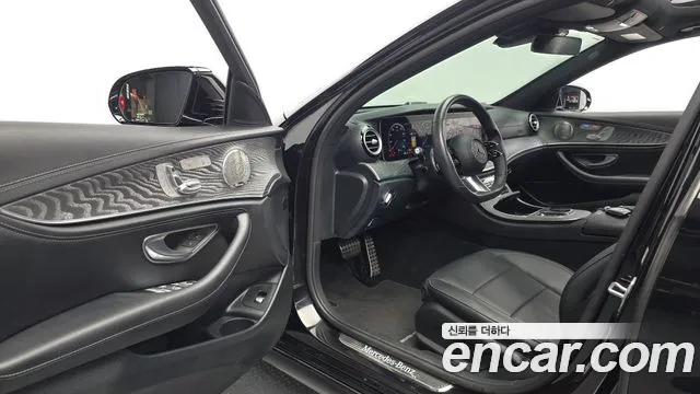 Mercedes-Benz E-Class W213 — Фото автомобиля 15