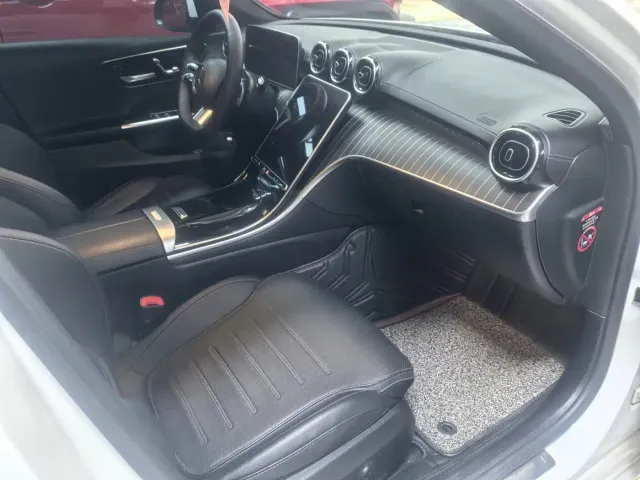 Mercedes-Benz C-Class — Фото автомобиля 3