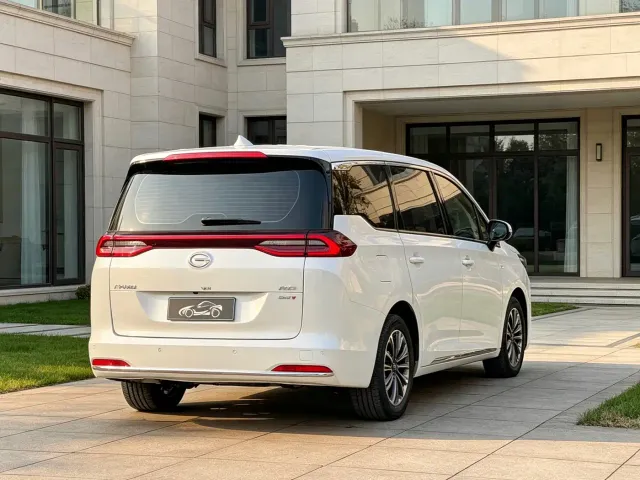 GAC Trumpchi M6 — Фото автомобиля 4