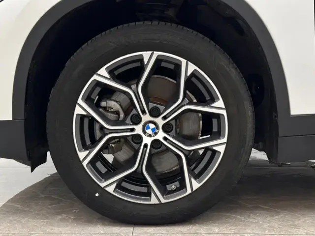 BMW X1 — Фото автомобиля 18