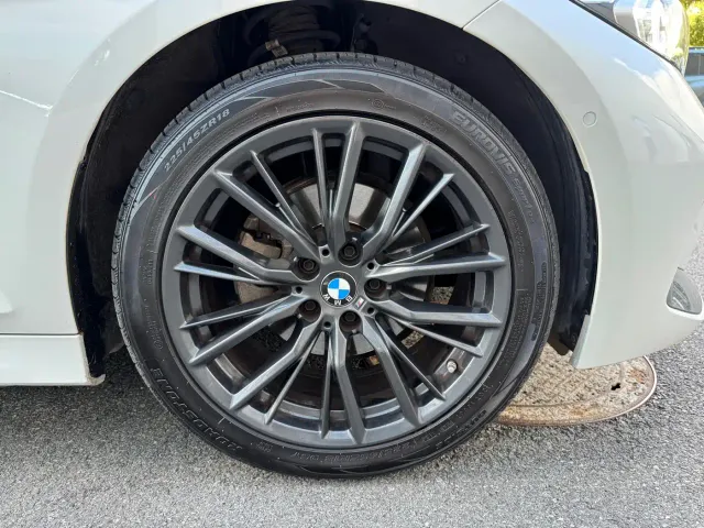 BMW 3 Series — Фото автомобиля 19