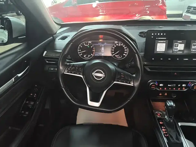 Nissan Teana — Фото автомобиля 10