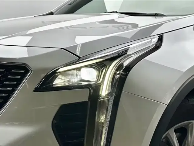 Cadillac XT4 — Фото автомобиля 8