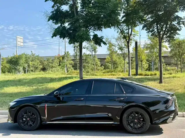 Hongqi H6 — Фото автомобиля 3