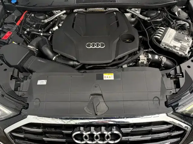 Audi A6L — Фото автомобиля 15