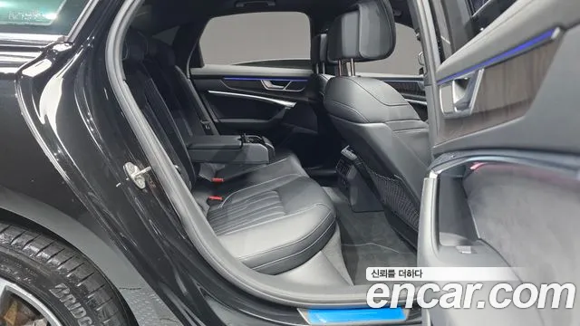 Audi A6 C8 — Фото автомобиля 17