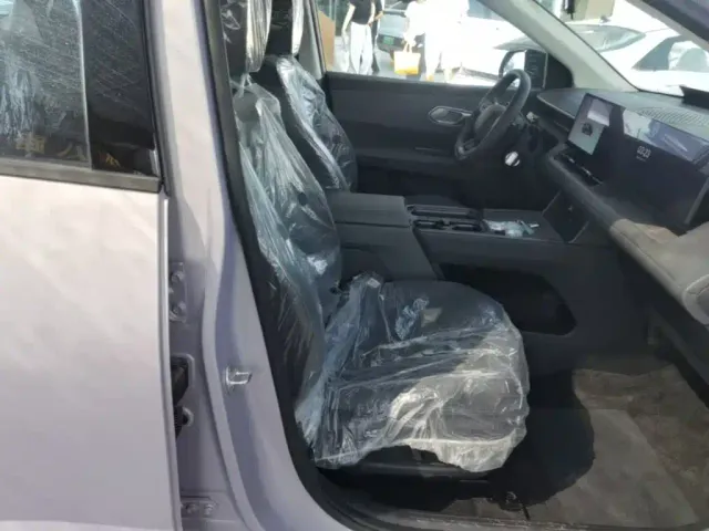 Hyundai ELEXIO — Фото автомобиля 24