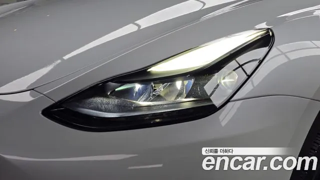 Tesla Model Y — Фото автомобиля 7