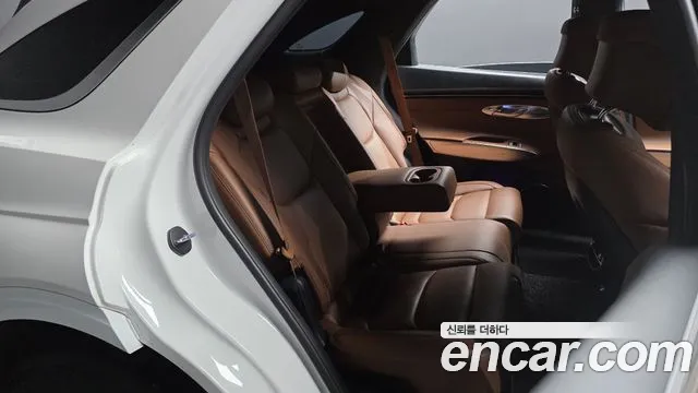 Genesis GV70 — Фото автомобиля 17