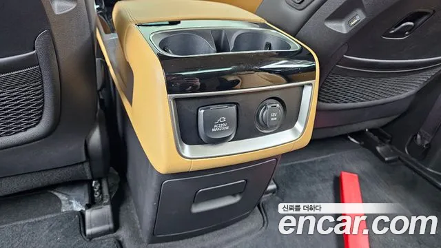 Kia Carnival 4th Gen — Фото автомобиля 30