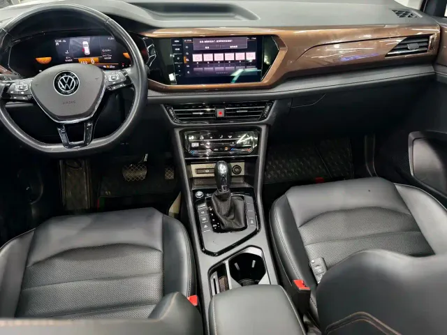 Volkswagen Tharu — Фото автомобиля 10