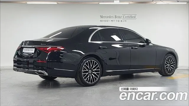 Mercedes-Benz S-Class — Фото автомобиля 2