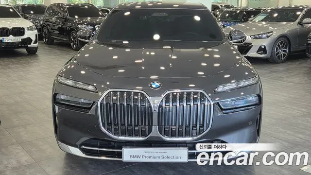 BMW 7 Series G70 — Фото автомобиля 3