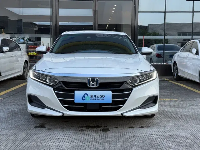 Honda Accord — Фото автомобиля 2